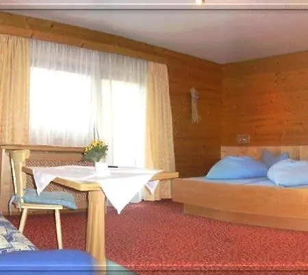 Kristall Hotel