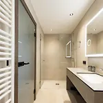 Kristall Hotel